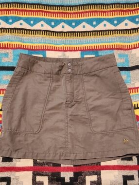 Nike ACG Olive Utility Mini Skirt Skort Sz 2